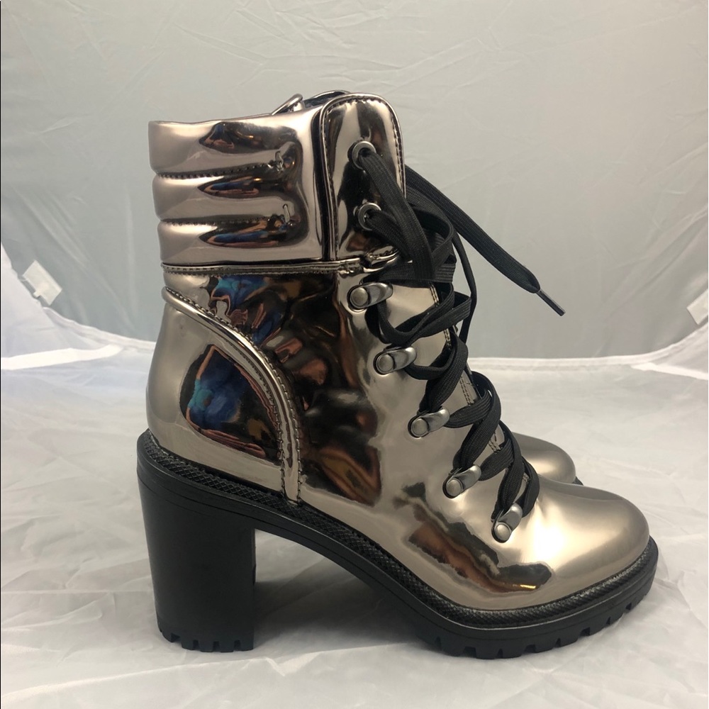 Women heeled boots
